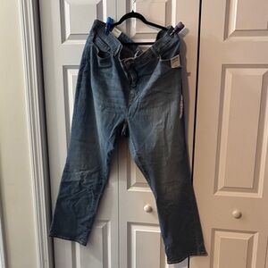 Levi's Straight Leg Jeans - Medium Blue